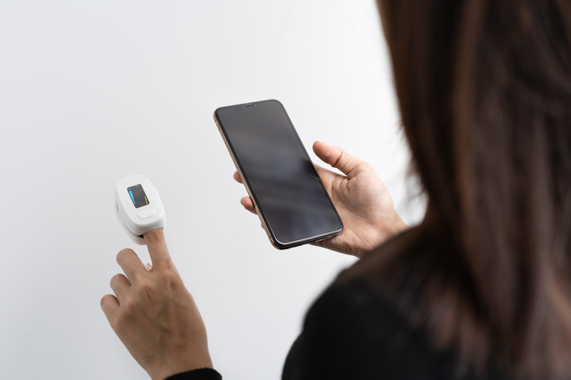 Pulse oximeter level measure monitor device. Diagnosis self check up. Coronavirus covid outbreak.